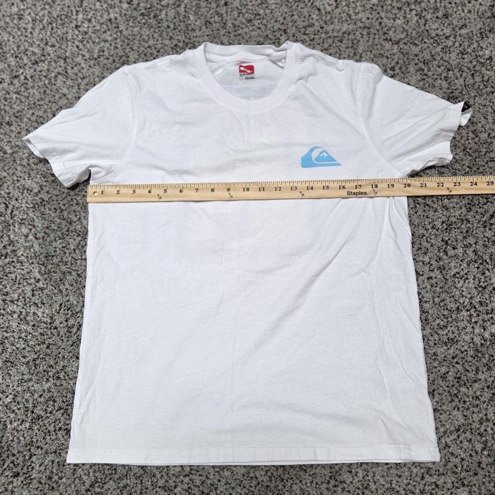 Quiksilver White Tee with‎ Vibrant Surf Graphic - Picture 8 of 8